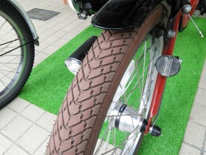 ギュット　ミニ　DX　タイヤ　20×2.0　垂水区　神川輪業　自転車